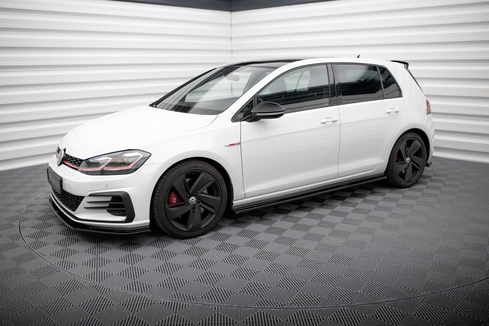 Volkswagen Golf GTI Mk7 con piezas de Maxton Design